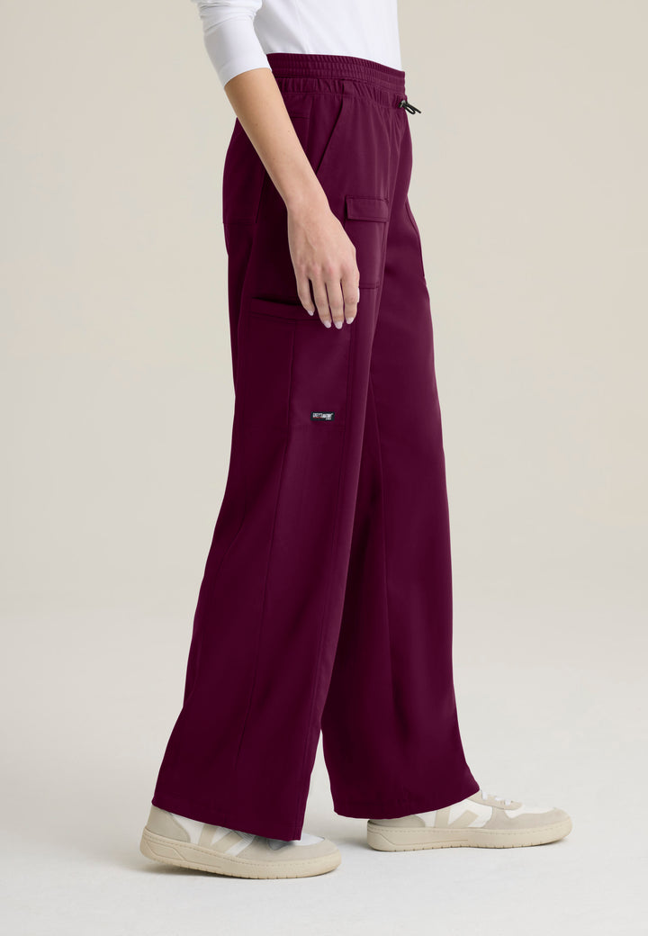Nina Pant - Wine