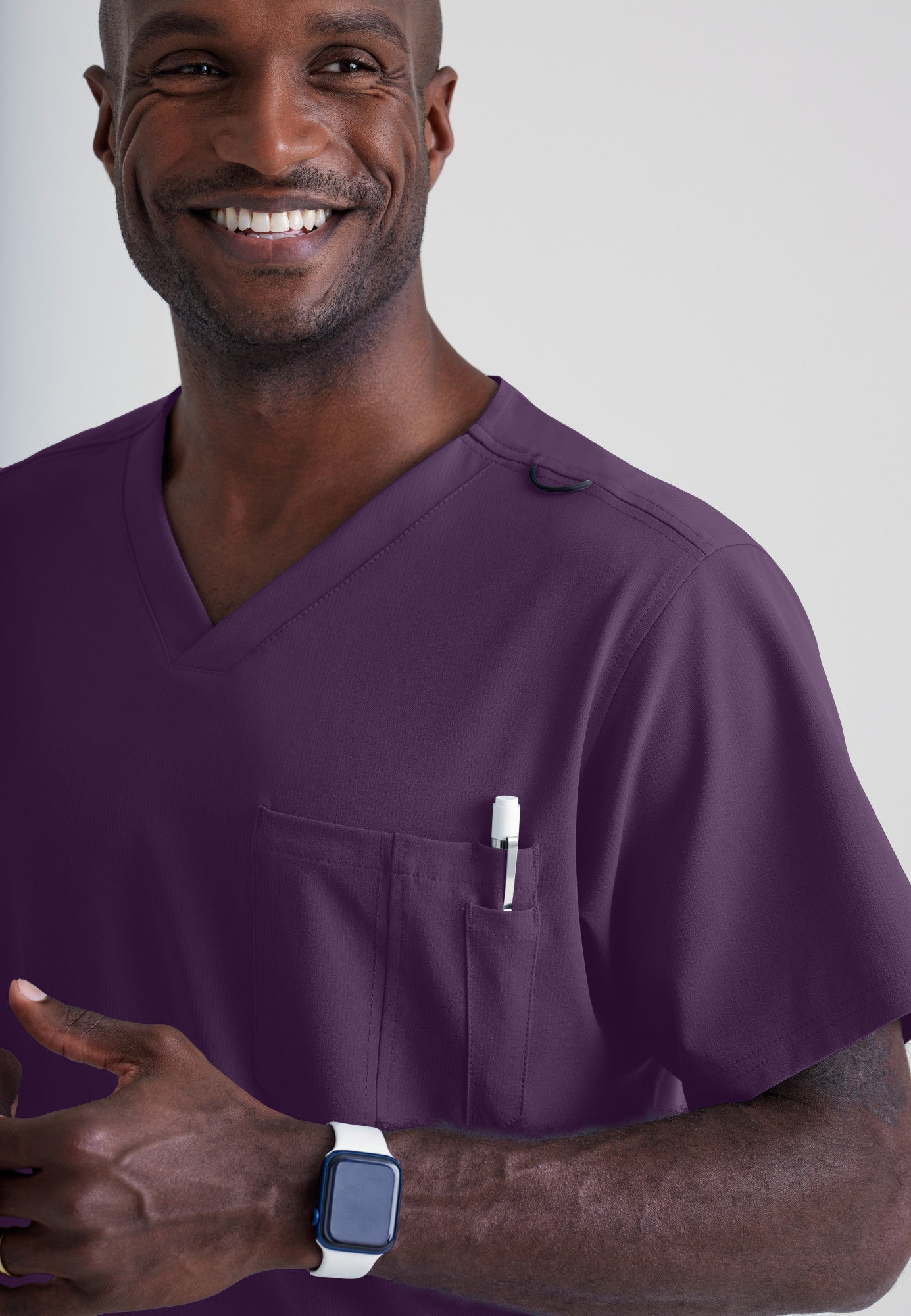 grey's anatomyページ Structure Top - Eggplant | Grey's Anatomy Scrubs