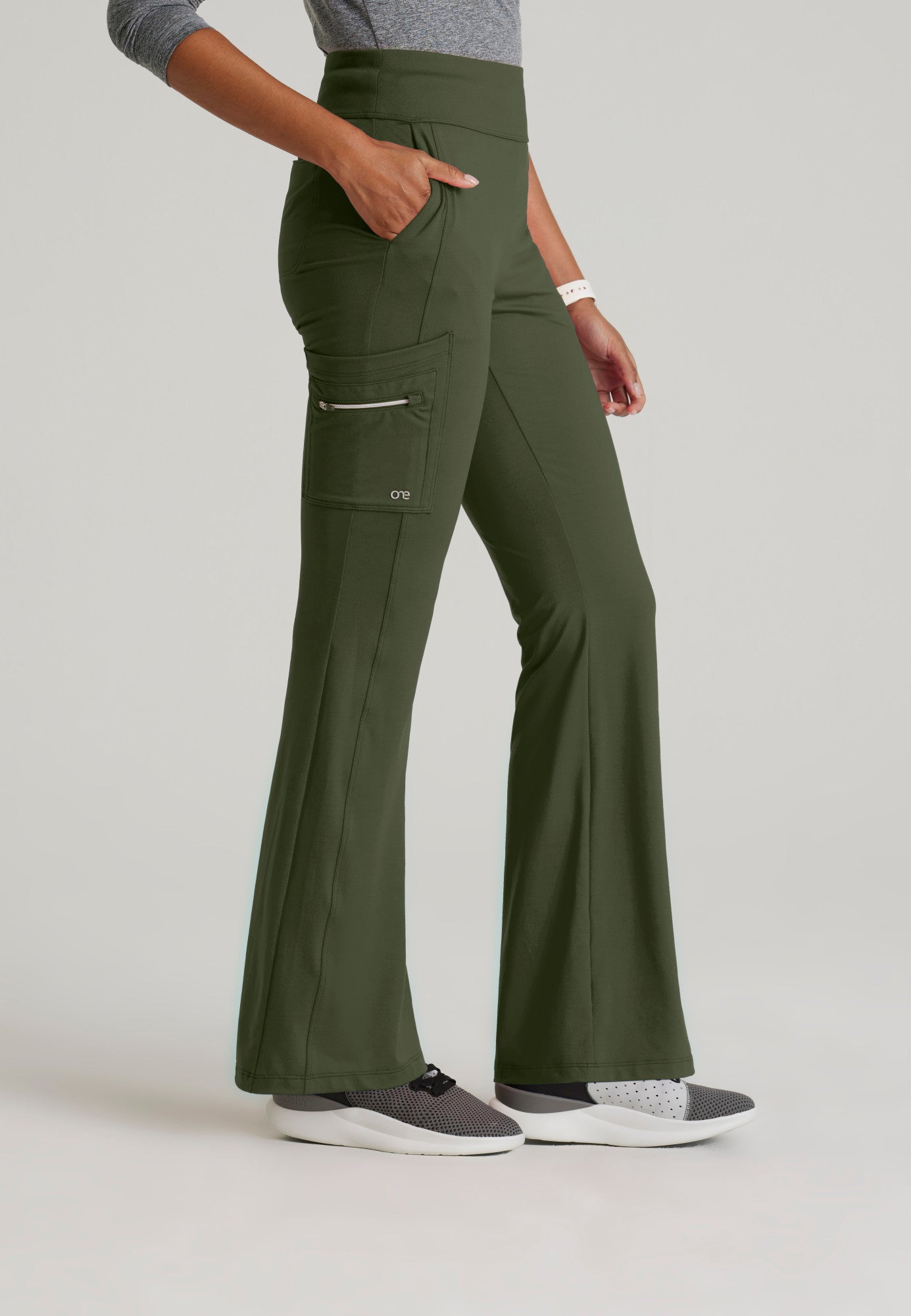 Sprint Knit Pant - Olive | Grey's Anatomy Scrubs